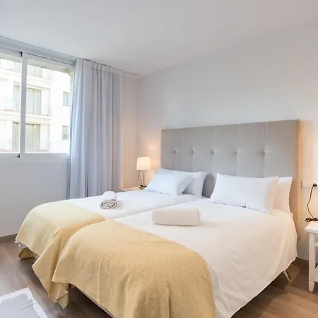 Urbe10 Premium Atarazanas 4 Bedrooms *