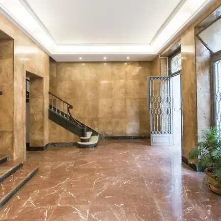 Apartment Urbe10 Premium Atarazanas 4 Bedrooms *
