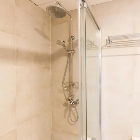 Apartment Urbe10 Premium Atarazanas 4 Bedrooms