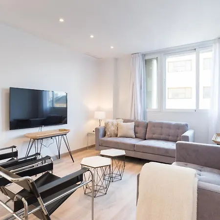 Urbe10 Premium Atarazanas 4 Bedrooms *